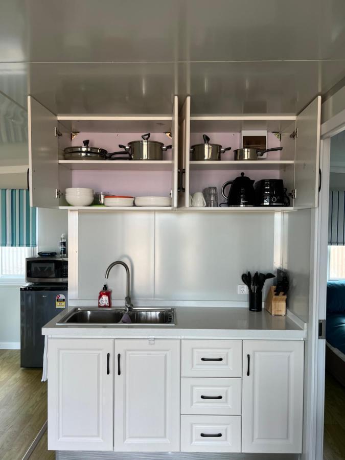 White Cliffs Self Contained Cabin Accommodation Buitenkant foto